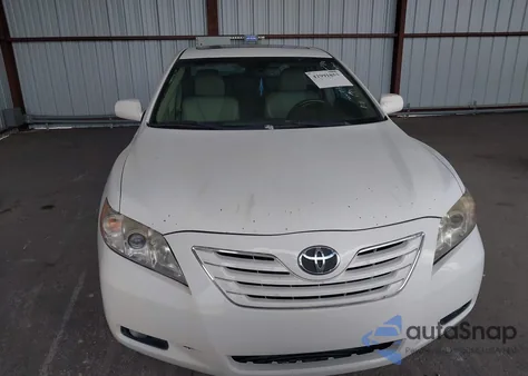 2008 Toyota Camry Xle z USA, uszkodzony, nr VIN 4T1BE46K08U733496
